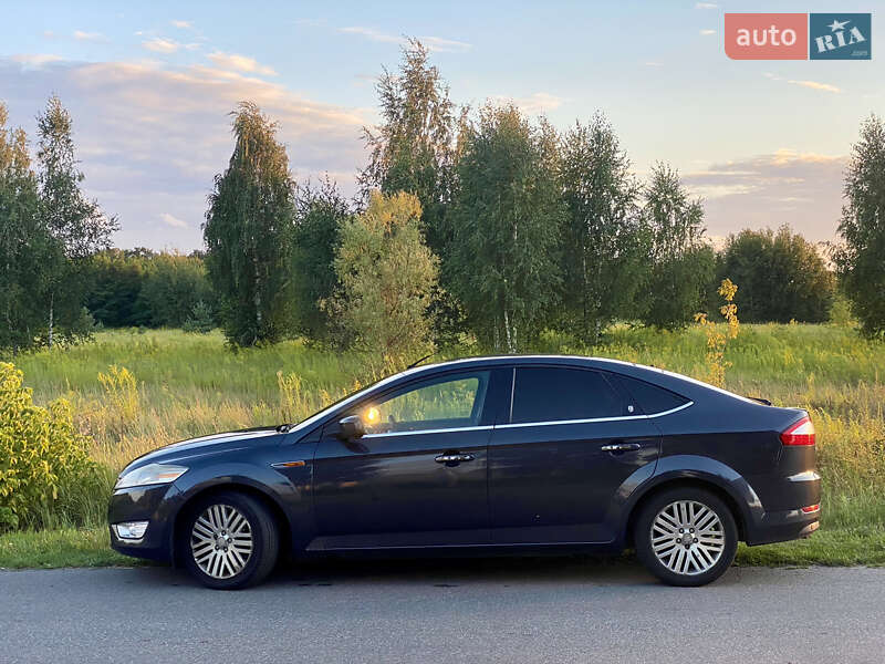 Лифтбек Ford Mondeo 2007 в Киеве