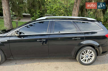 Універсал Ford Mondeo 2011 в Житомирі