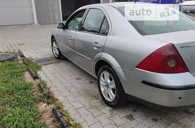 Седан Ford Mondeo 2002 в Верхнем Водяном