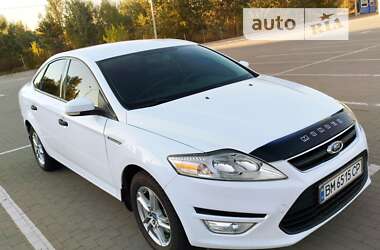 Седан Ford Mondeo 2012 в Сумах