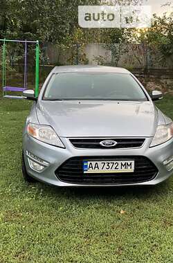 Седан Ford Mondeo 2012 в Українці