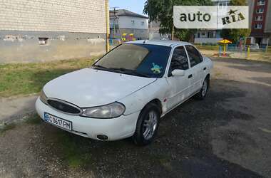 Седан Ford Mondeo 1999 в Мостиській