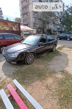 Седан Ford Mondeo 2004 в Киеве