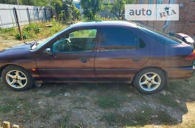 Лифтбек Ford Mondeo 1995 в Гайсине