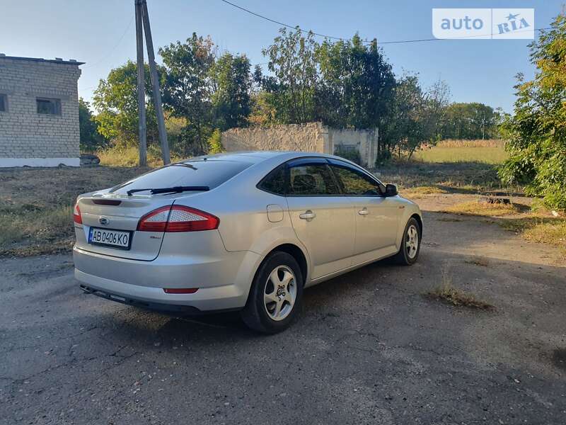 Лифтбек Ford Mondeo 2008 в Песчанке