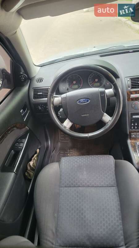Седан Ford Mondeo 2003 в Переяславе
