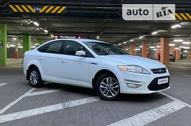 Седан Ford Mondeo 2011 в Києві