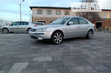 Лифтбек Ford Mondeo 2003 в Киеве