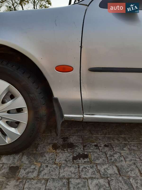 Універсал Ford Mondeo 1998 в Коростишеві