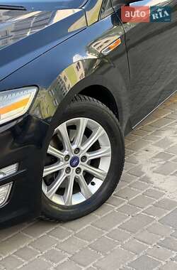 Універсал Ford Mondeo 2011 в Новояворівську