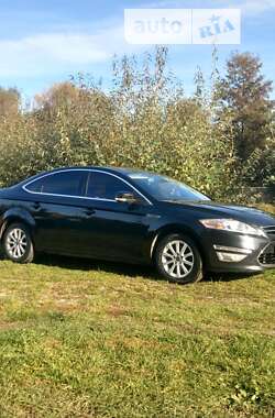 Седан Ford Mondeo 2011 в Казатине