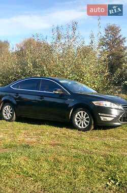 Седан Ford Mondeo 2011 в 