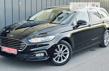 Ліфтбек Ford Mondeo 2020 в Рівному