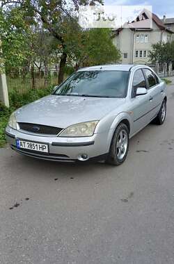 Ліфтбек Ford Mondeo 2002 в Надвірній