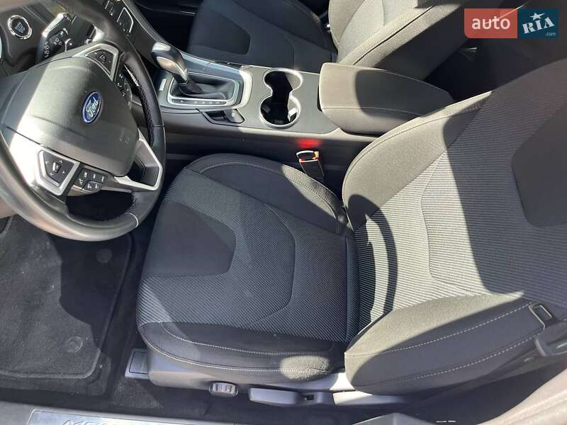 Лифтбек Ford Mondeo 2017 в Киеве