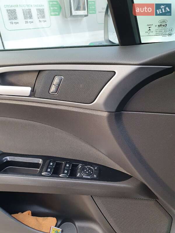 Лифтбек Ford Mondeo 2017 в Ивано-Франковске фото 22 Лифтбек Ford Mondeo 2017 в Ивано-Франковске