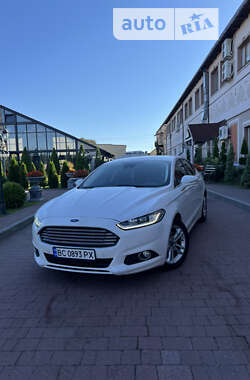 Седан Ford Mondeo 2015 в Моршине