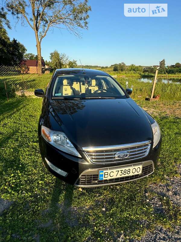 Седан Ford Mondeo 2008 в Городке