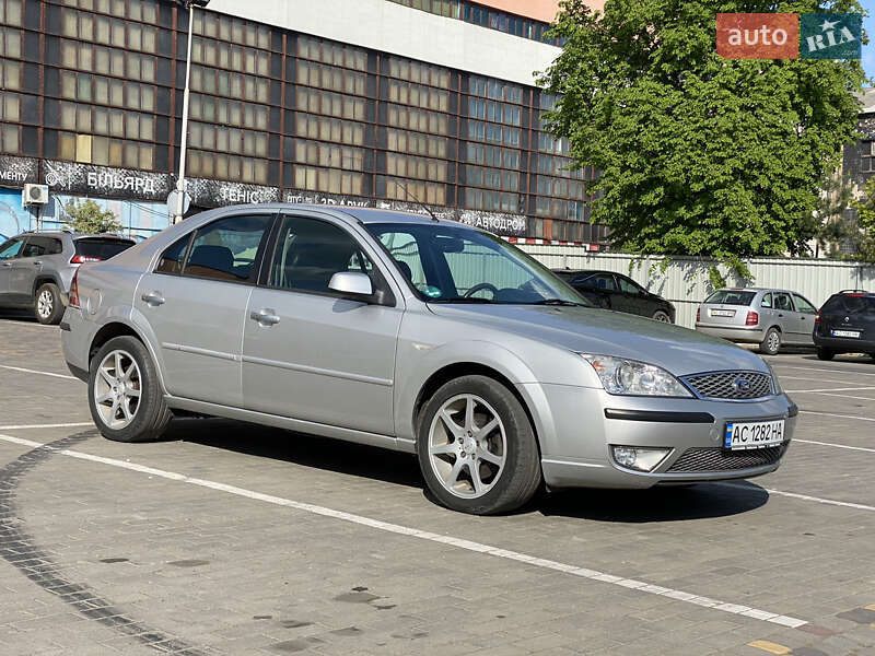 Ліфтбек Ford Mondeo 2001 в Луцьку
