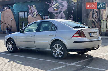 Лифтбек Ford Mondeo 2001 в Луцке
