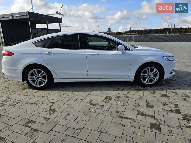 Лифтбек Ford Mondeo 2017 в Ивано-Франковске фото 3 Лифтбек Ford Mondeo 2017 в Ивано-Франковске