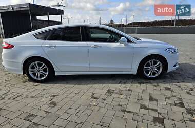 Лифтбек Ford Mondeo 2017 в 