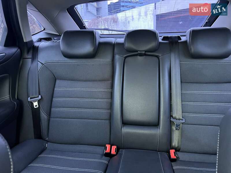 Лифтбек Ford Mondeo 2013 в Киеве