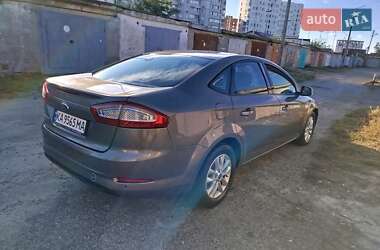 Седан Ford Mondeo 2012 в 