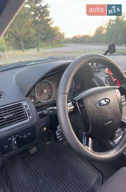 Седан Ford Mondeo 2005 в Дубно