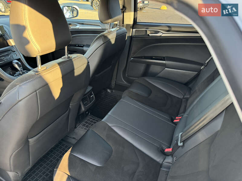 Лифтбек Ford Mondeo 2018 в Киеве