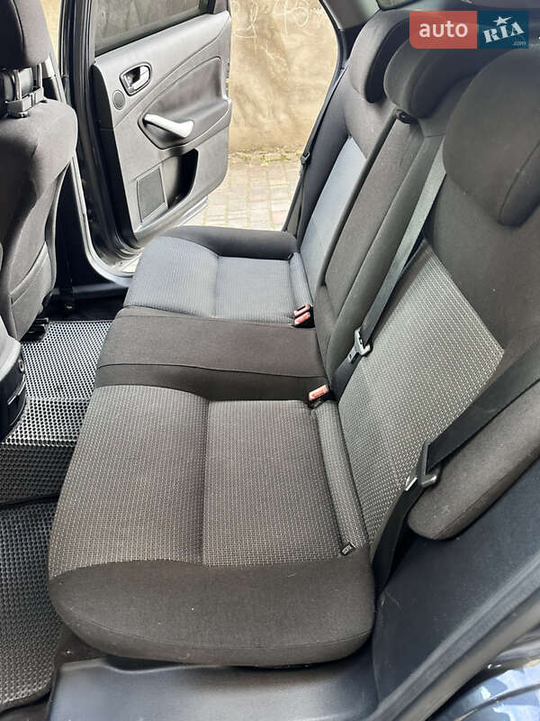 Седан Ford Mondeo 2008 в Івано-Франківську