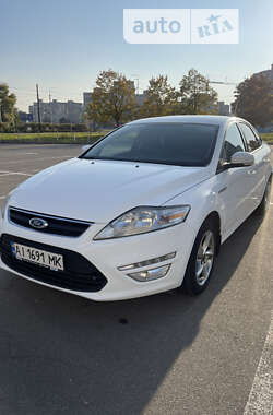 Седан Ford Mondeo 2012 в Киеве