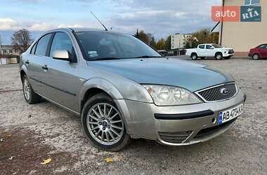 Лифтбек Ford Mondeo 2004 в 