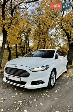 Седан Ford Mondeo 2015 в Павлограде