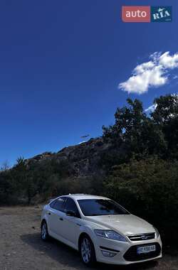 Седан Ford Mondeo 2012 в Николаеве