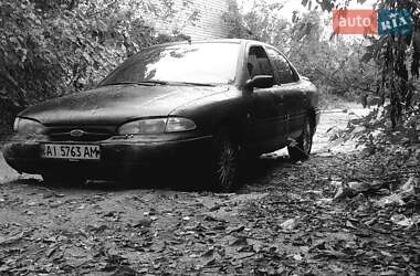 Седан Ford Mondeo 1993 в Києві