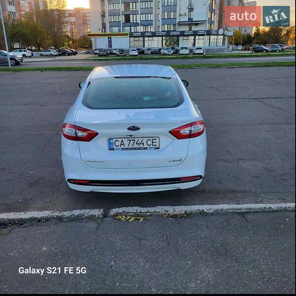 Седан Ford Mondeo 2016 в Черкассах