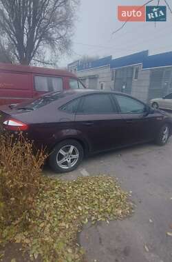 Седан Ford Mondeo 2010 в 