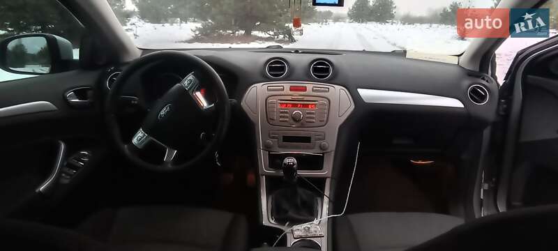 Седан Ford Mondeo 2007 в Макарові