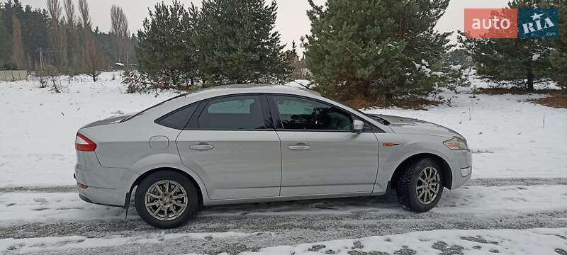 Седан Ford Mondeo 2007 в Макарові