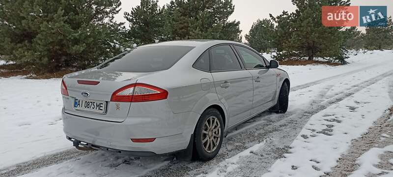 Седан Ford Mondeo 2007 в Макарові