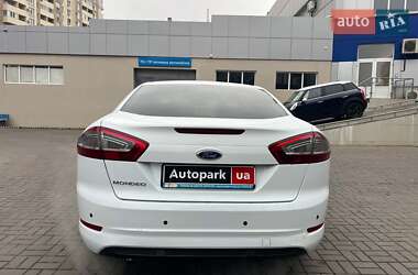 Седан Ford Mondeo 2012 в Одесі