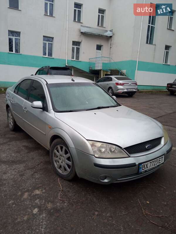 Седан Ford Mondeo 2002 в Кременце