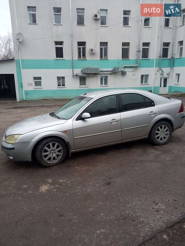 Седан Ford Mondeo 2002 в Кременце