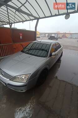 Седан Ford Mondeo 2005 в 