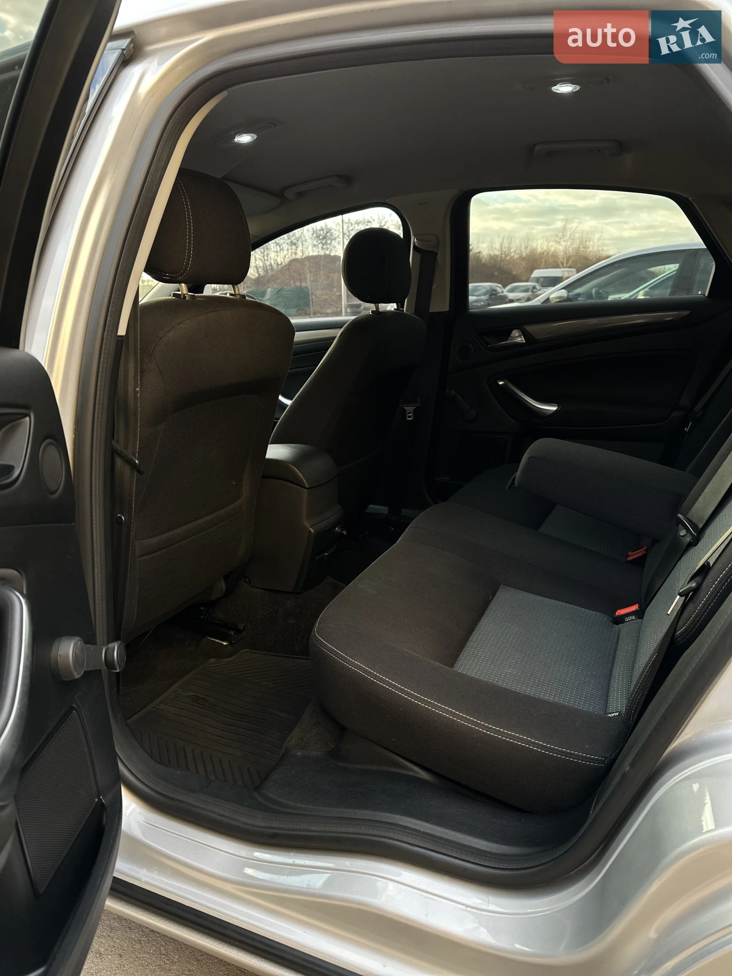 2010 Ford Mondeo - мініатюра 16