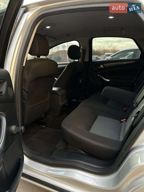 Седан Ford Mondeo 2010 в Киеве фото 16 Седан Ford Mondeo 2010 в Киеве