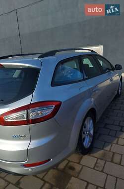 Універсал Ford Mondeo 2011 в Житомирі