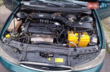 Седан Ford Mondeo 2000 в 