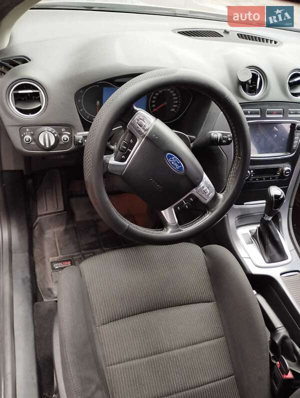 Лифтбек Ford Mondeo 2012 в Кривом Роге